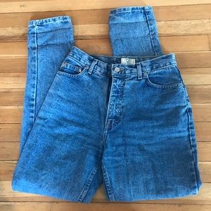 High waisted mom jeans acid wash blue